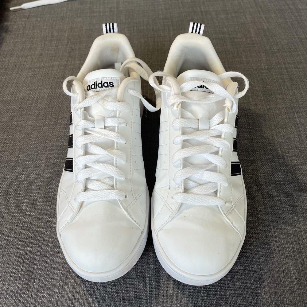 ADIDAS sneakers! - Picture 2 of 6
